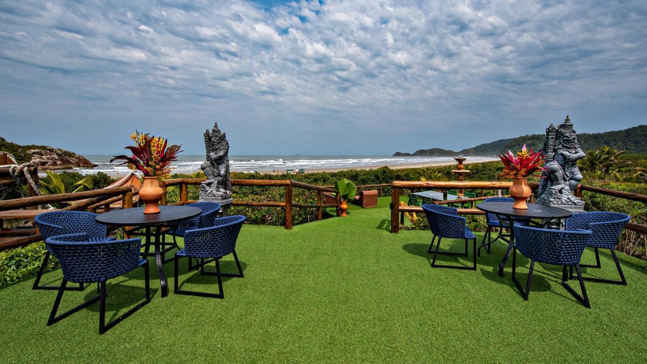 Grajagan Surf Resort Ilha do Mel Buitenkant foto