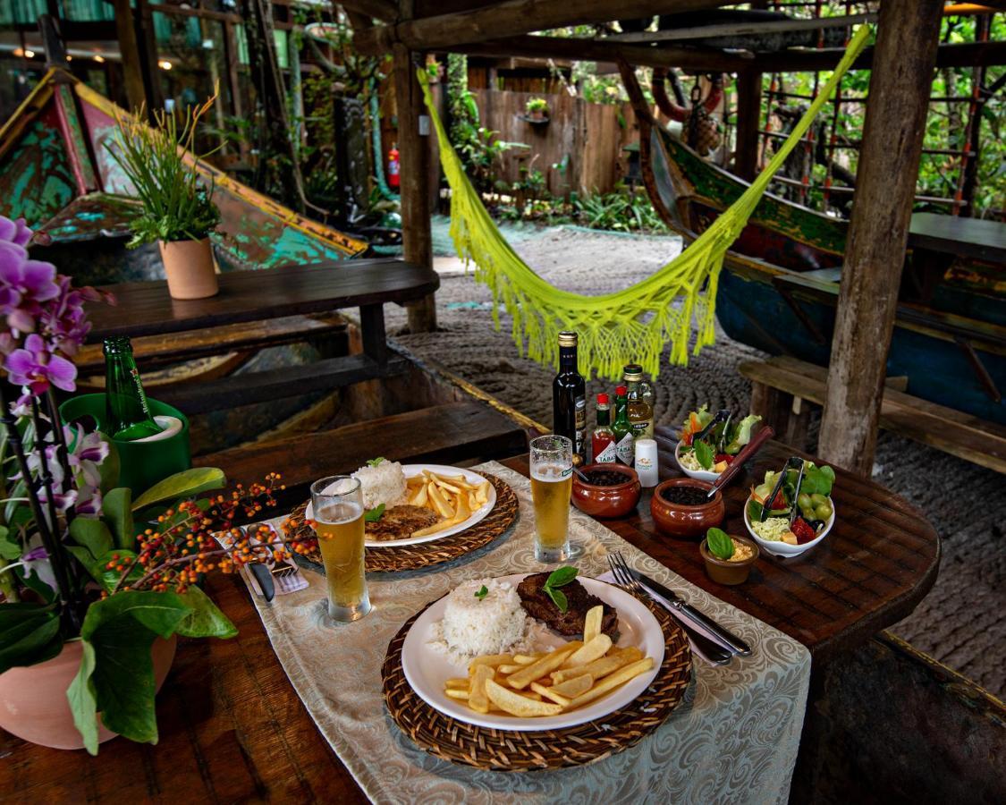 Grajagan Surf Resort Ilha do Mel Buitenkant foto
