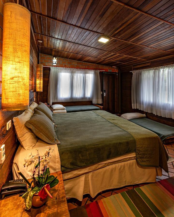 Grajagan Surf Resort Ilha do Mel Kamer foto