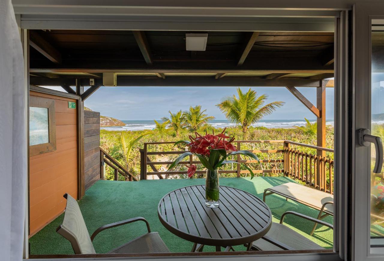 Grajagan Surf Resort Ilha do Mel Kamer foto
